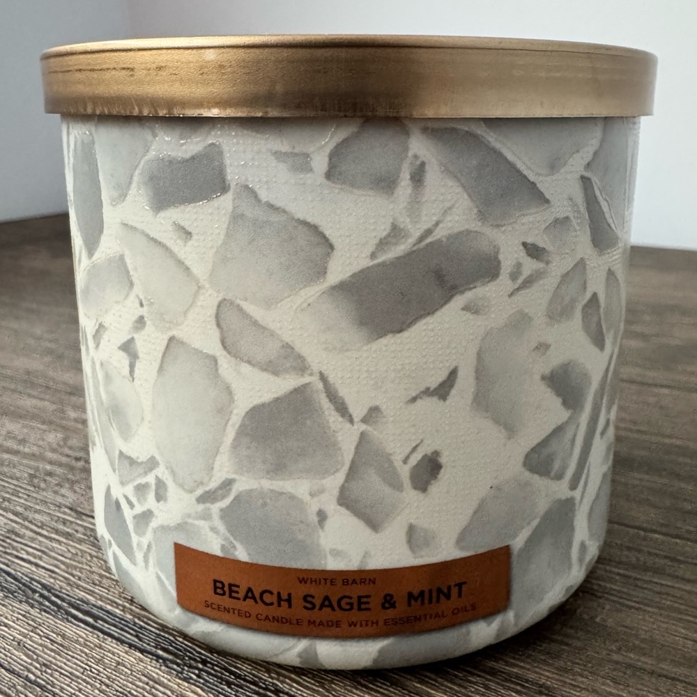 White Barn Beach Sage & Mint 3-Wick 14.5 oz Candle BBW